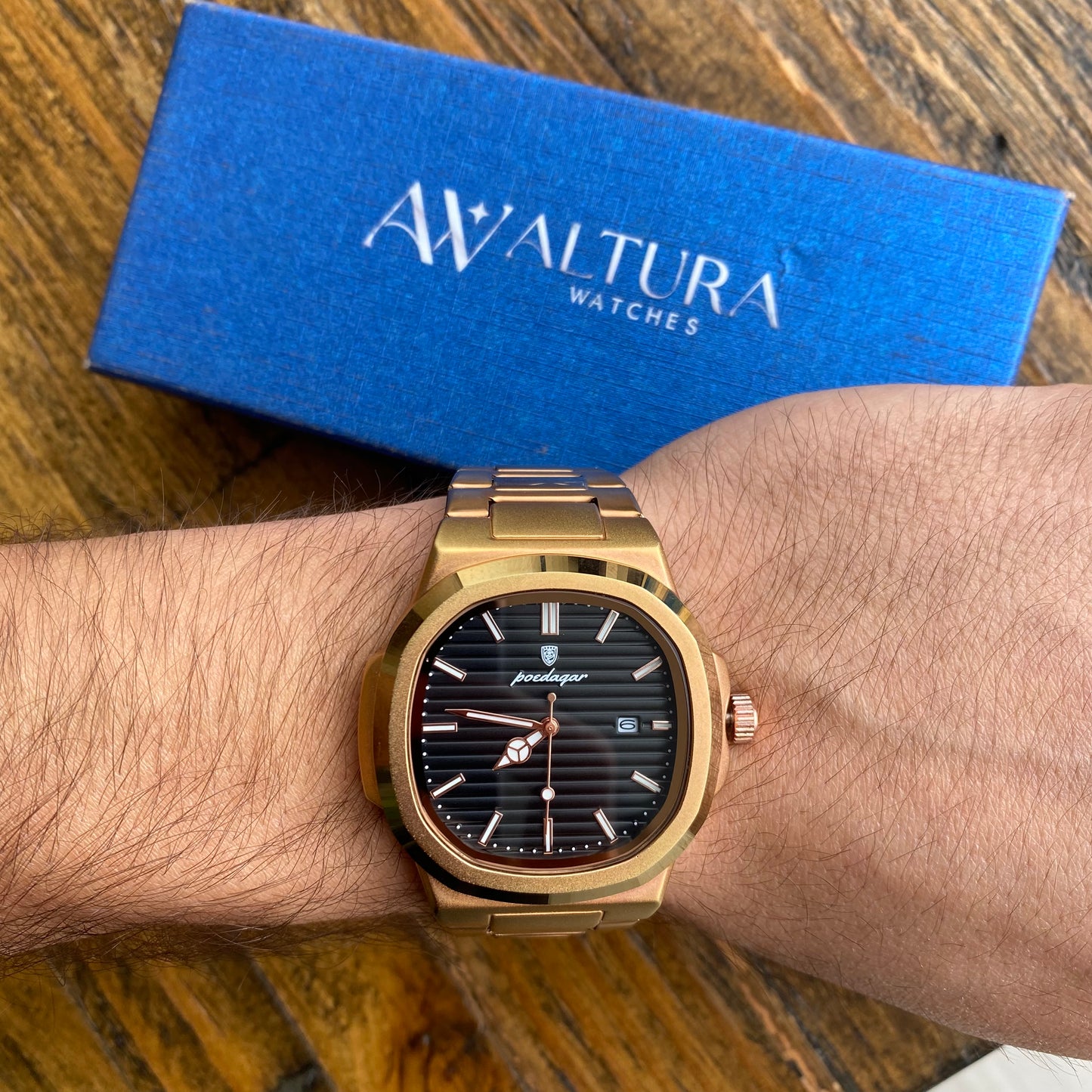 Reloj Jean Poedagar Nautilus royal Gold