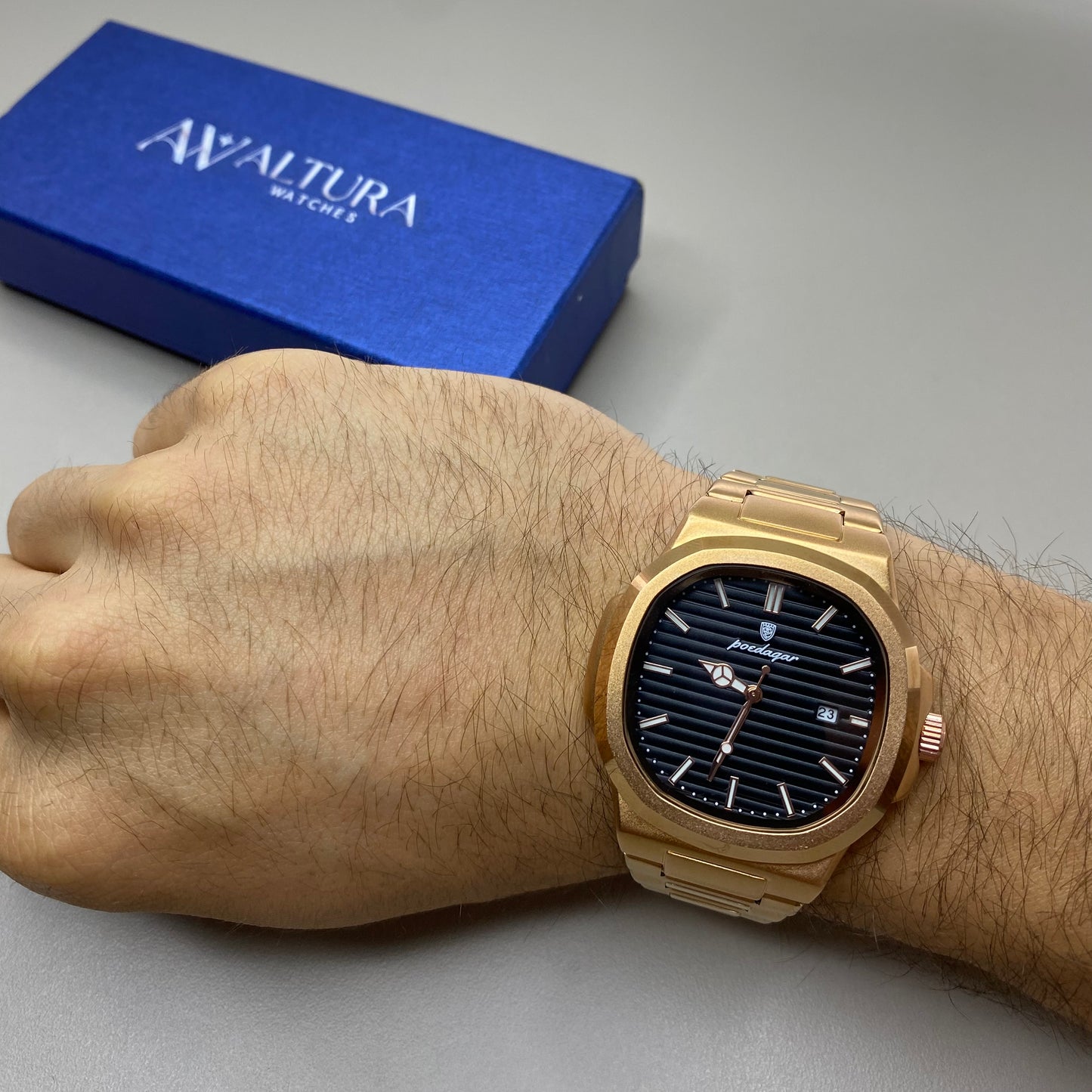 Reloj Jean Poedagar Nautilus royal Gold